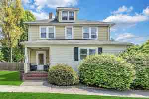 featured image of 29 Ford St