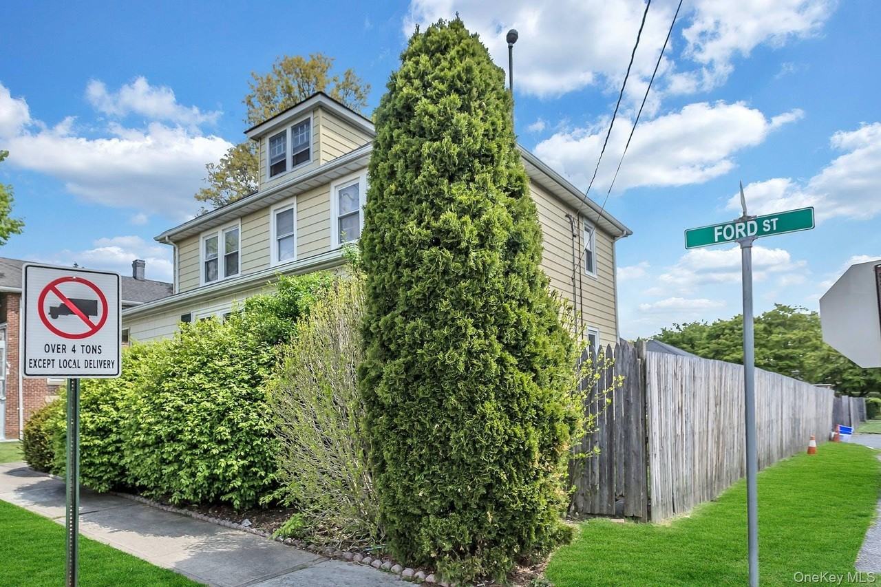 29 Ford St - Photo 2 of 19