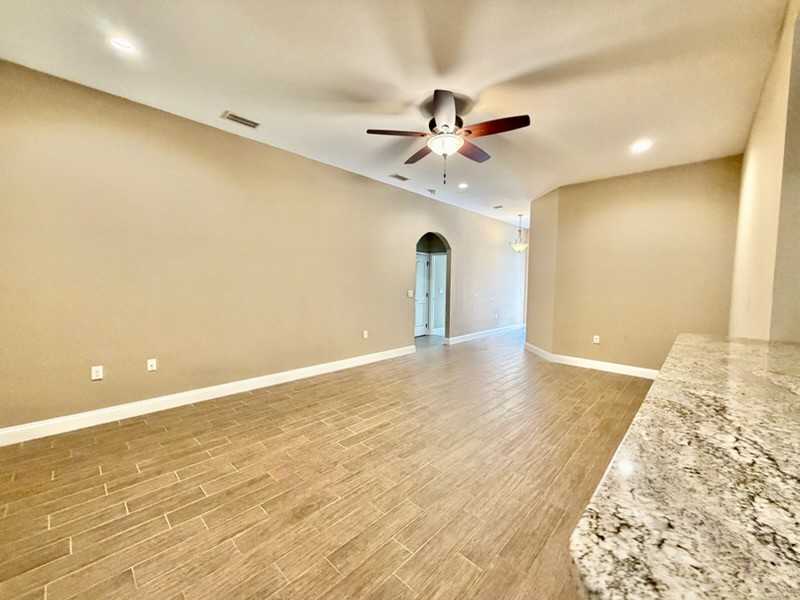 131 Fetting Ave Nw #1 - Photo 3 of 19