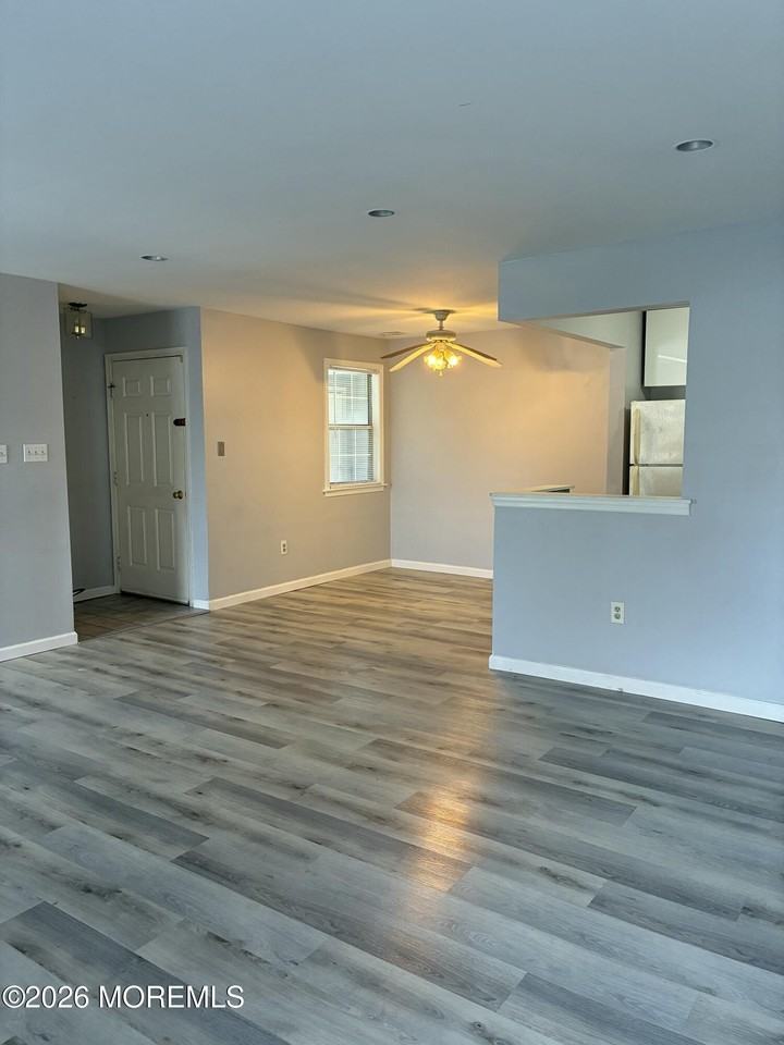 419 Hancock Pl - Photo 4 of 20