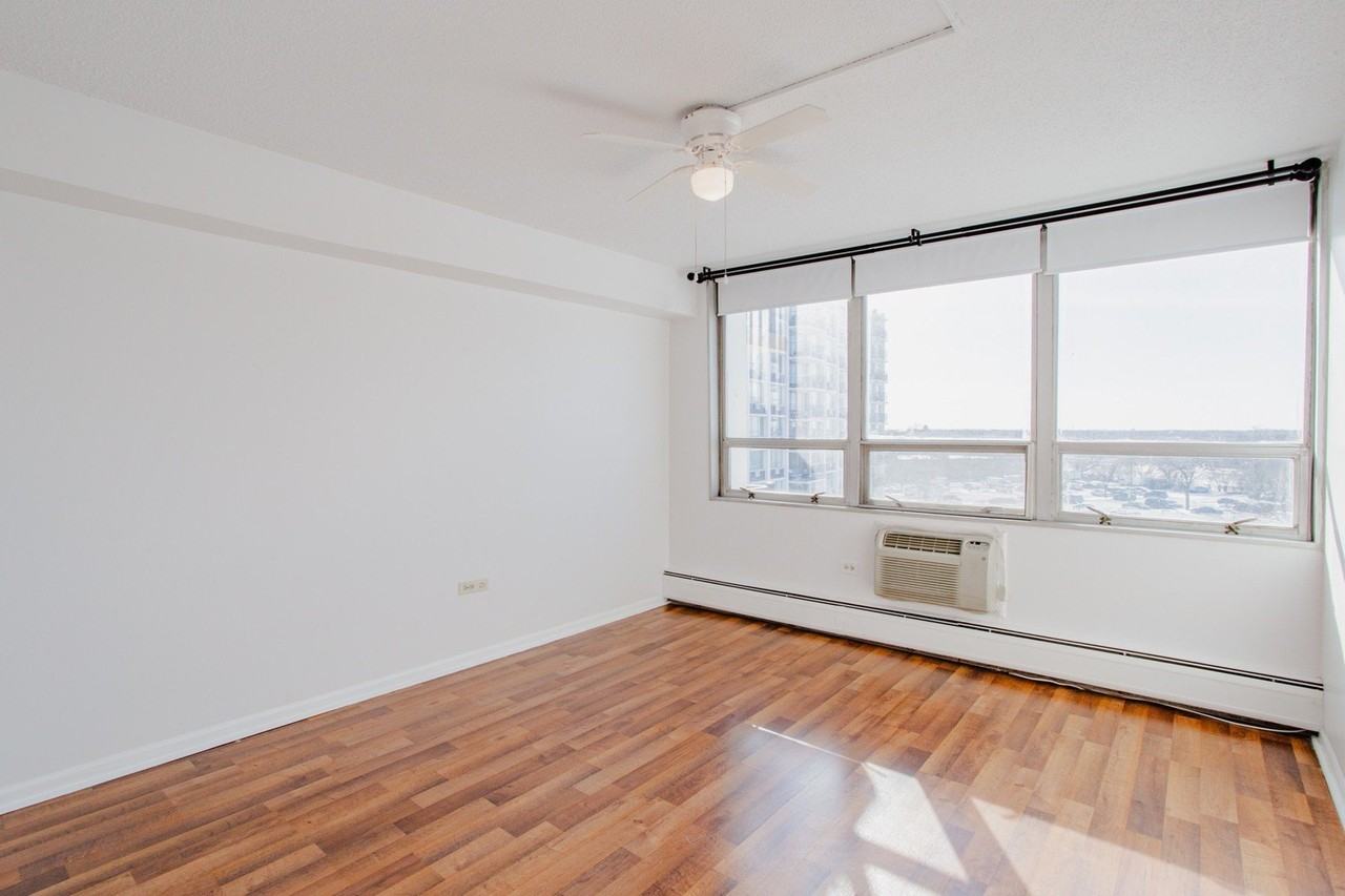 8801 W Golf Rd Apt 6b #6B - Photo 6 of 13