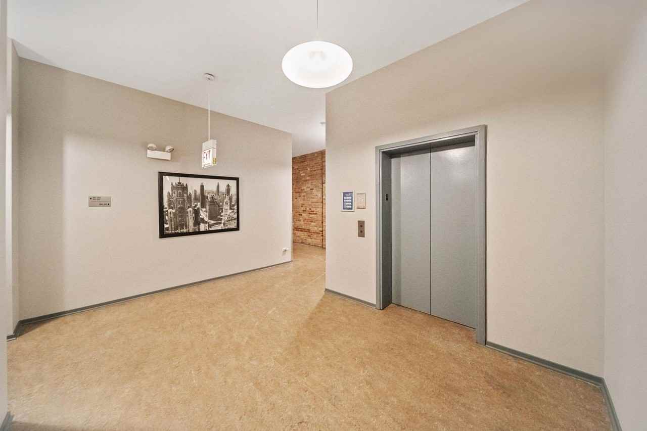 1631 S Michigan Ave Apt 301 #301 - Photo 7 of 27