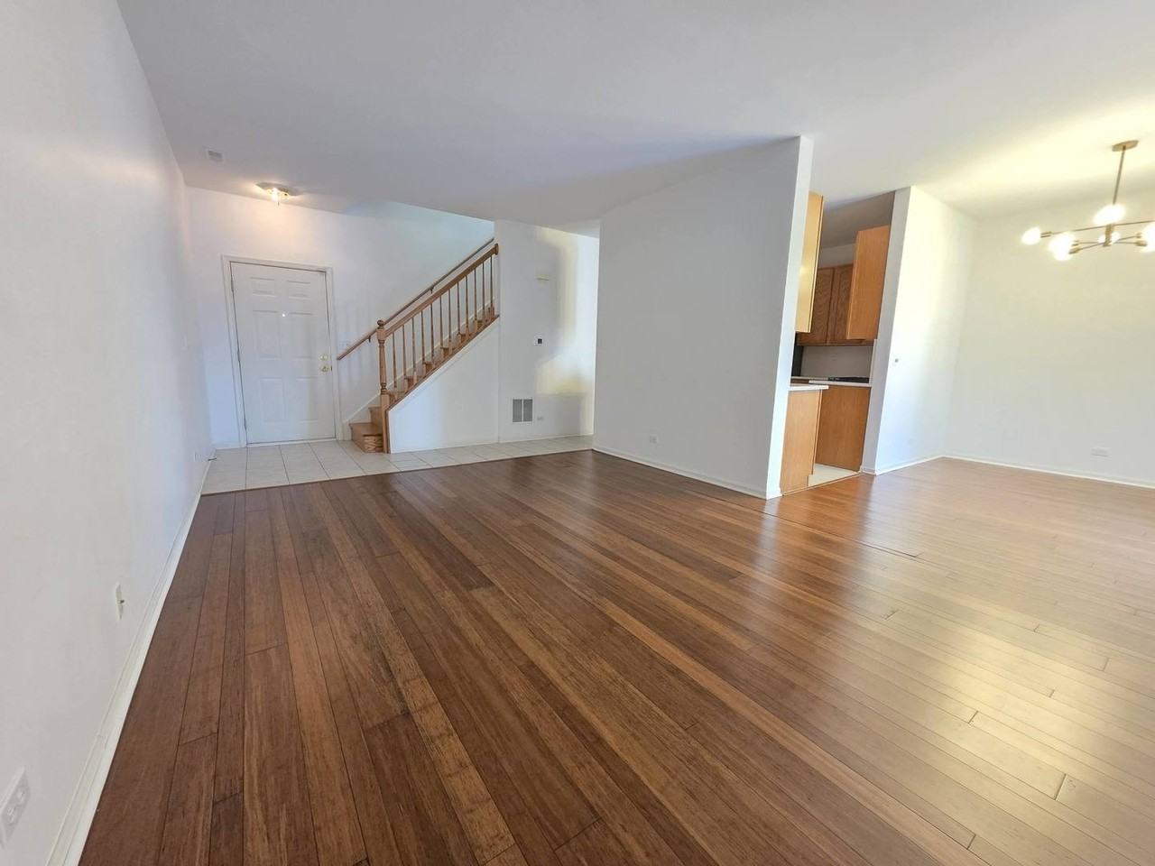 3996 Blackstone Dr - Photo 4 of 28