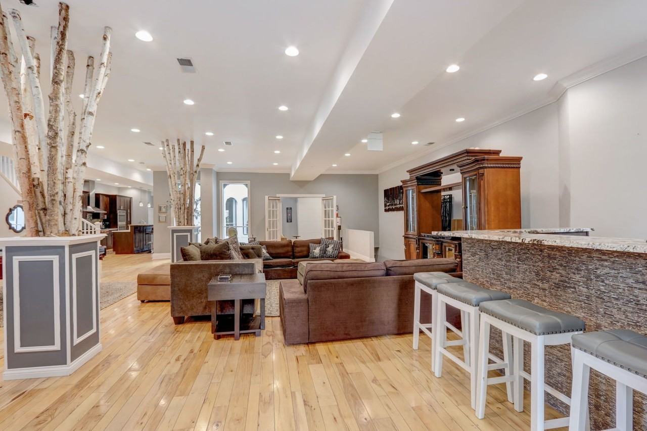 22 W Ontario St Unit 400 #400 - Photo 7 of 47