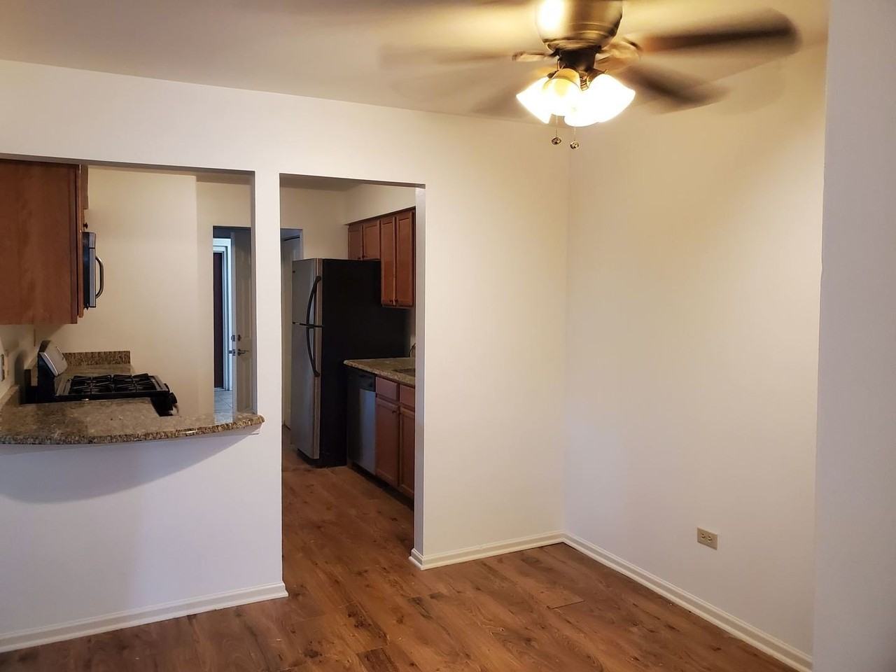 833 Village Quarter Rd Apt G4 #G4 - Photo 4 of 19