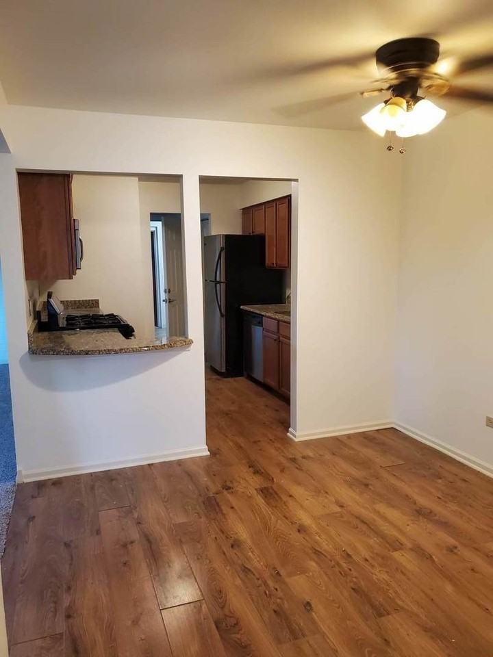 833 Village Quarter Rd Apt G4 #G4 - Photo 5 of 19