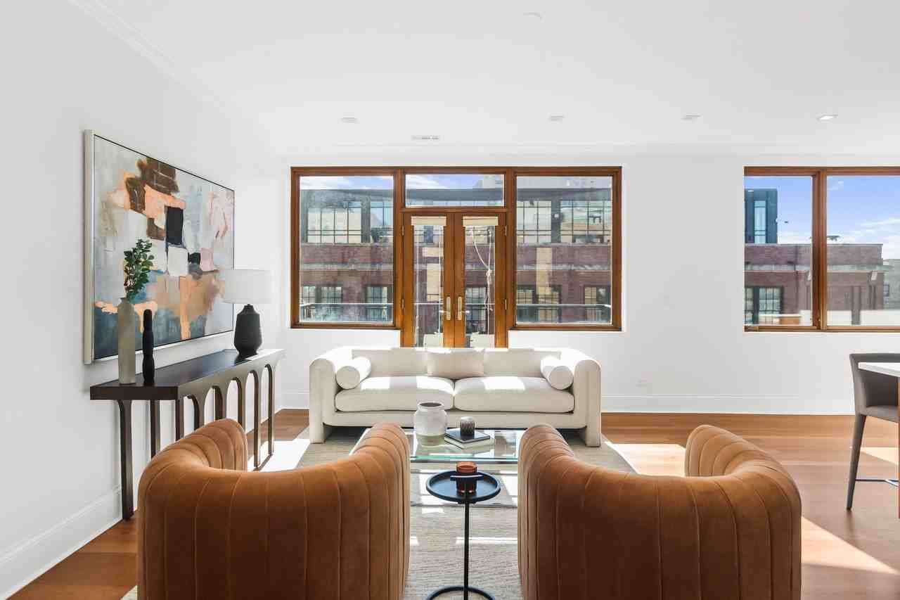 1152 W Fulton Market Apt 4a #4A - Photo 6 of 19