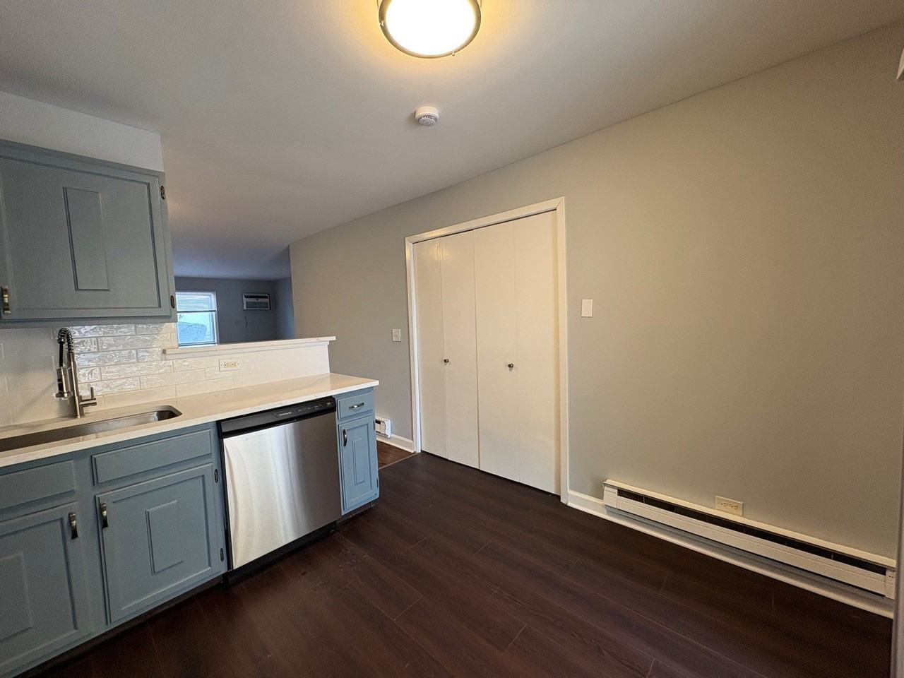 201 N Waters Edge Dr Apt 101 #101 - Photo 6 of 15