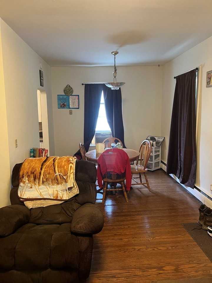 22 Woodland Ave - Photo 3 of 10