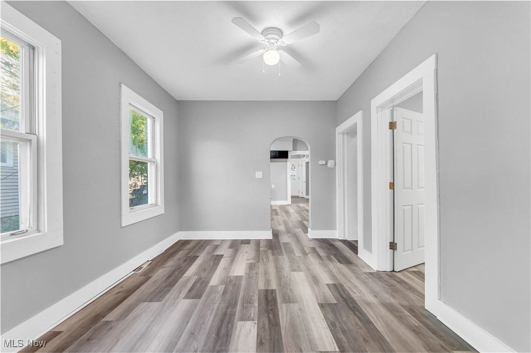 2115 W 96th St - Photo 7 of 29