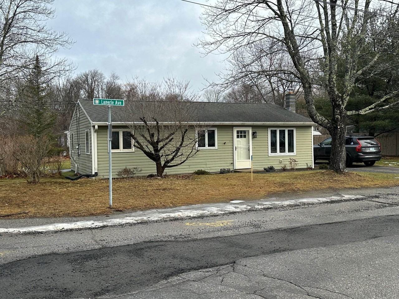 2 Laperle Ave - Photo 2 of 15