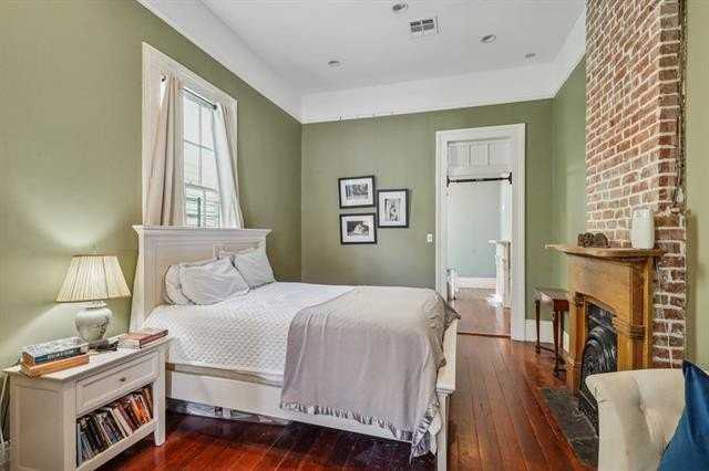 926 Port St - Photo 6 of 12