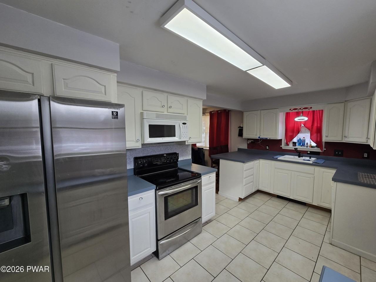 106 Cottage St - Photo 4 of 22