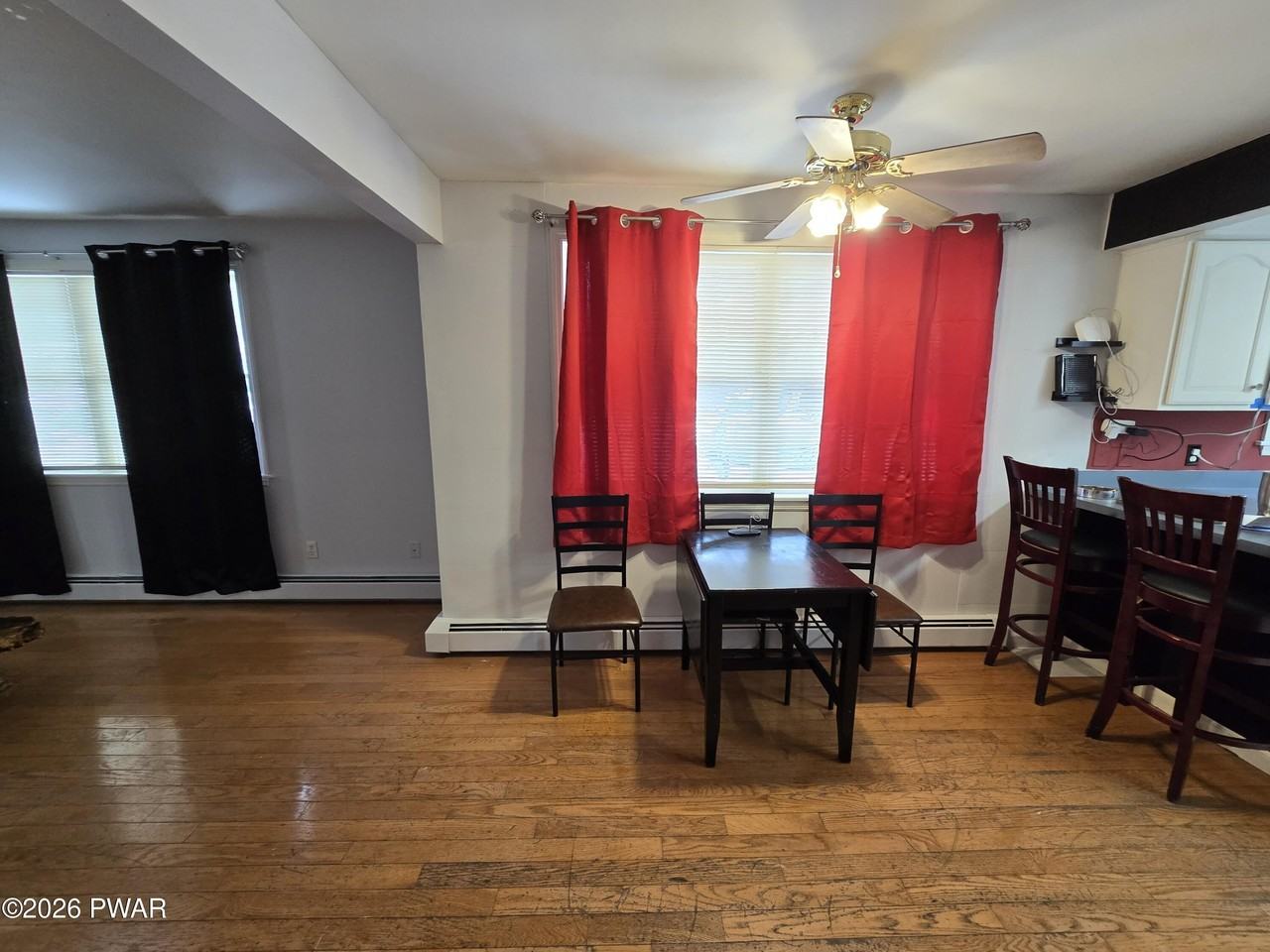 106 Cottage St - Photo 6 of 22