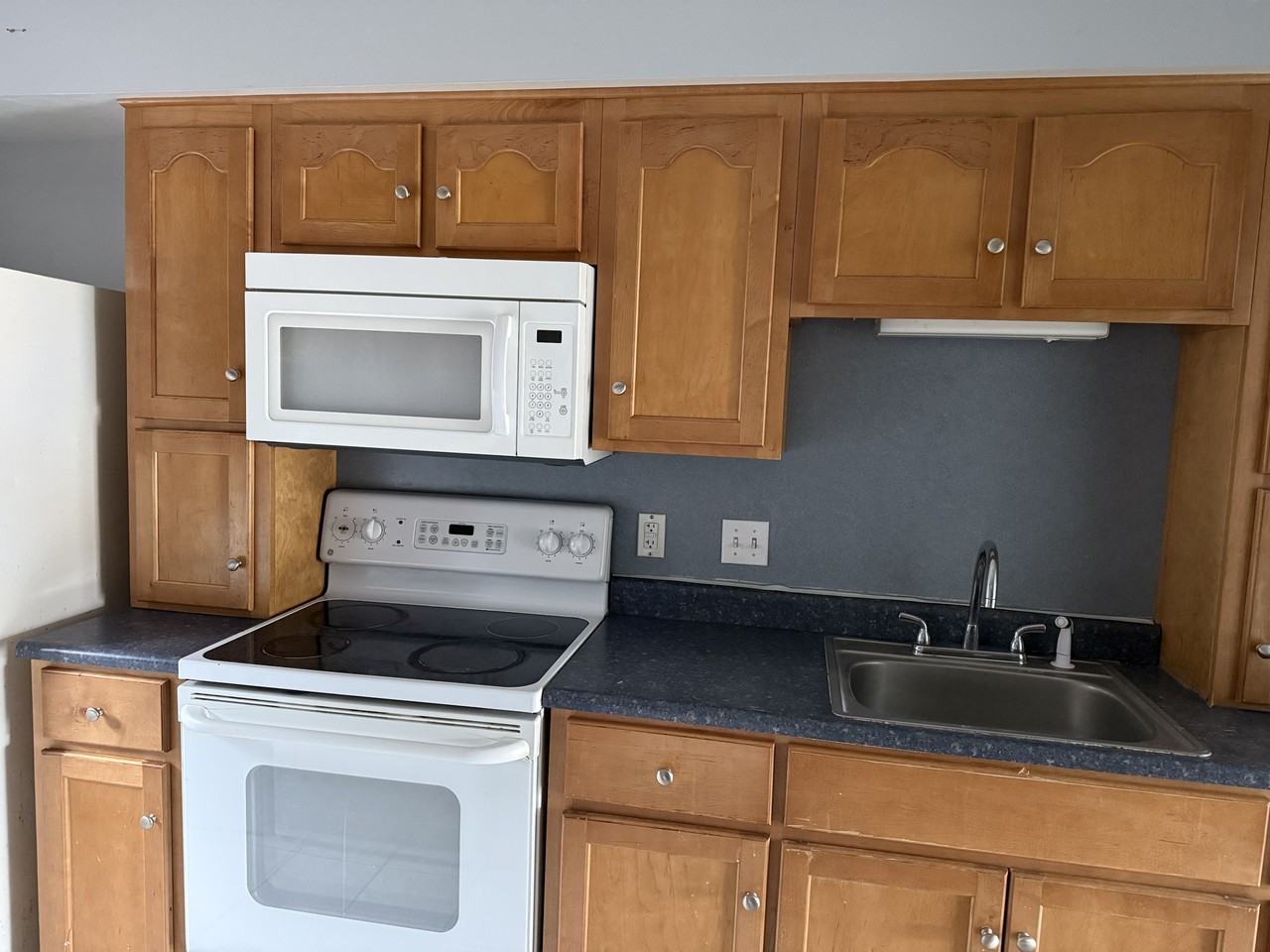 901 Olmstead DriveUnit 19C #1 - Photo 2 of 5