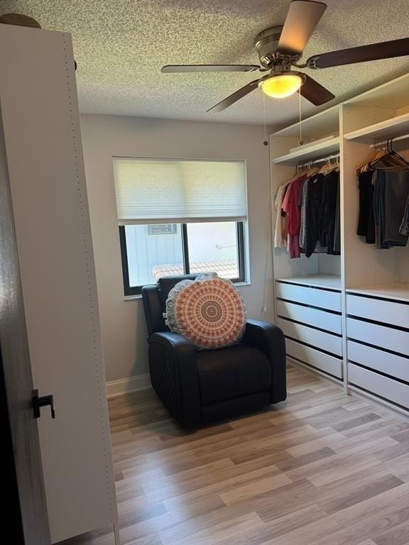 9831 Riverside Dr - Photo 5 of 8