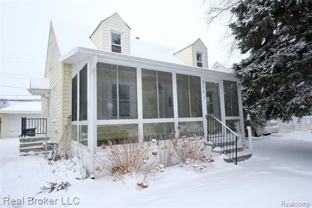 2141 Mahan St - Photo 1 of 1