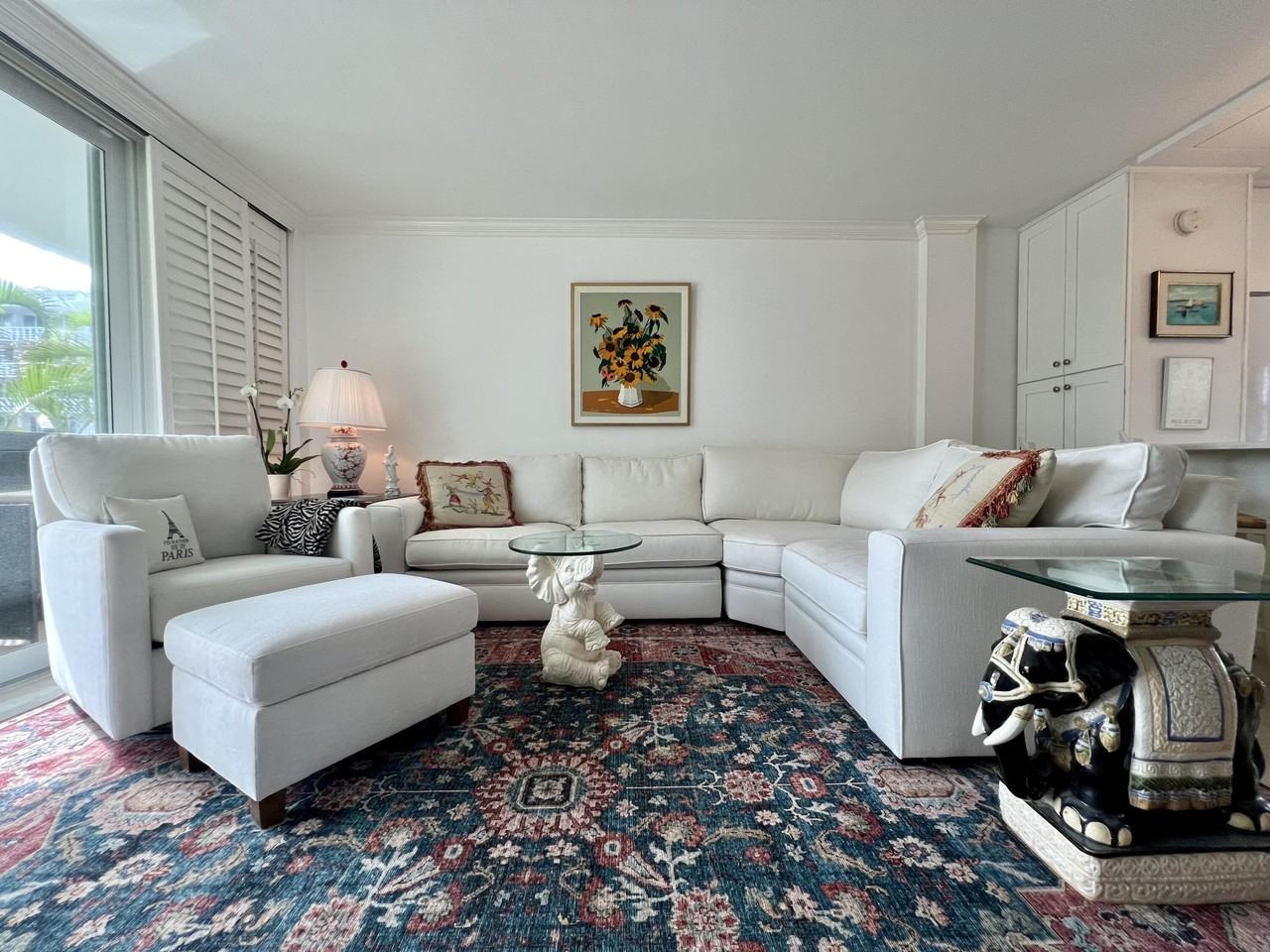 139 Sunrise Ave #204 - Photo 5 of 33