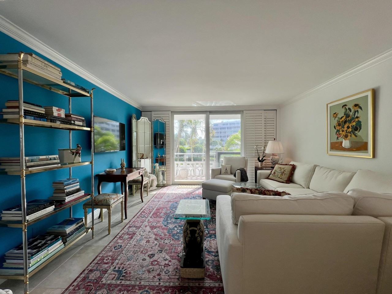 139 Sunrise Ave #204 - Photo 6 of 33