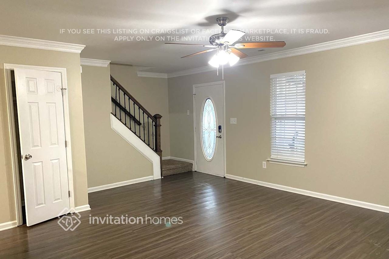 8808 Clifton Meadow Dr - Photo 5 of 15