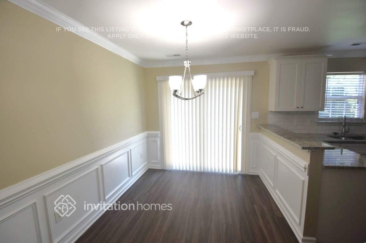 8808 Clifton Meadow Dr - Photo 7 of 15