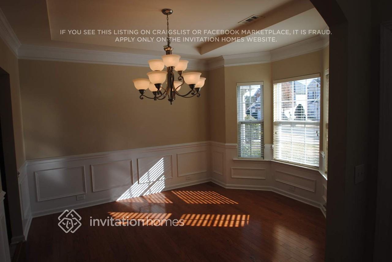 13301 Eastfield Village Ln - Photo 2 of 21