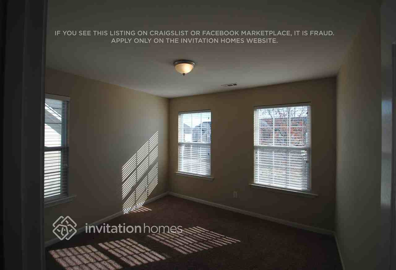 13301 Eastfield Village Ln - Photo 7 of 21