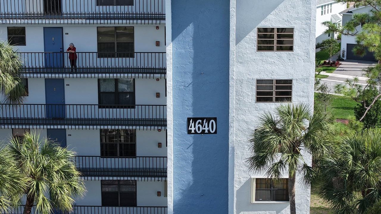 4640 Lucerne Lakes Blvd W #508 - Photo 4 of 34