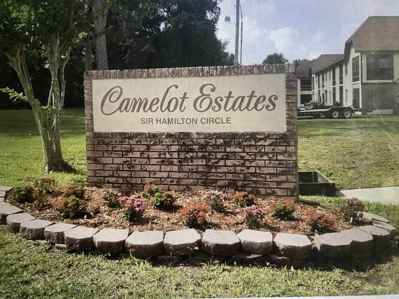 3045 Sir Hamilton Cir Unit 11 #11 - Photo 2 of 3