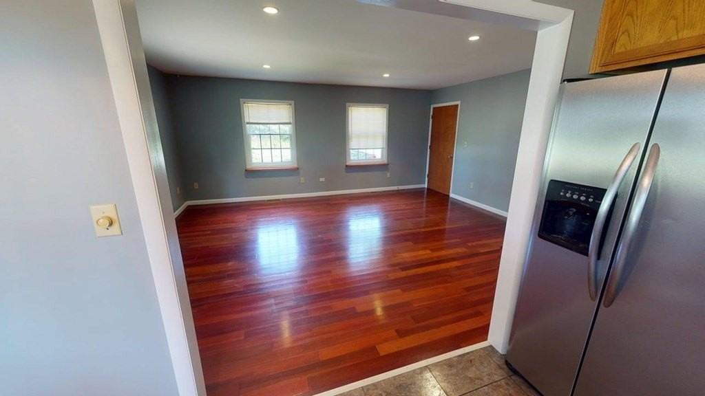 15132 Fooks Ln - Photo 4 of 11