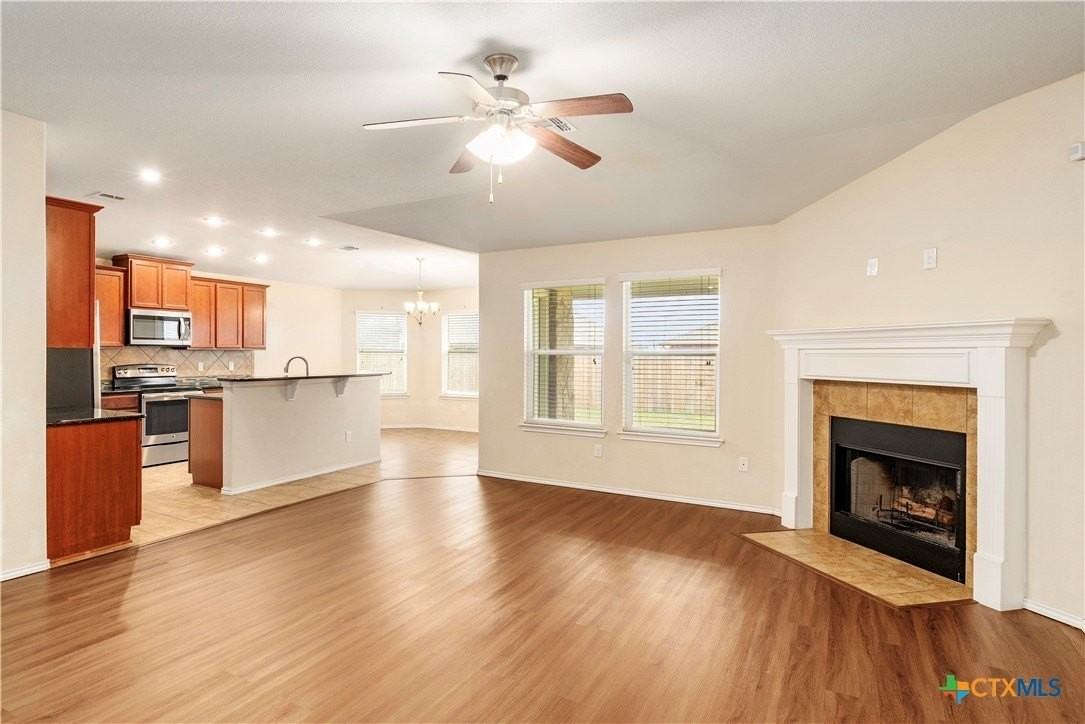 9405 Cricket Dr - Photo 3 of 25