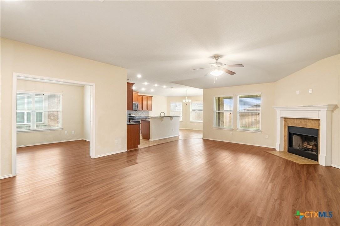 9405 Cricket Dr - Photo 4 of 25