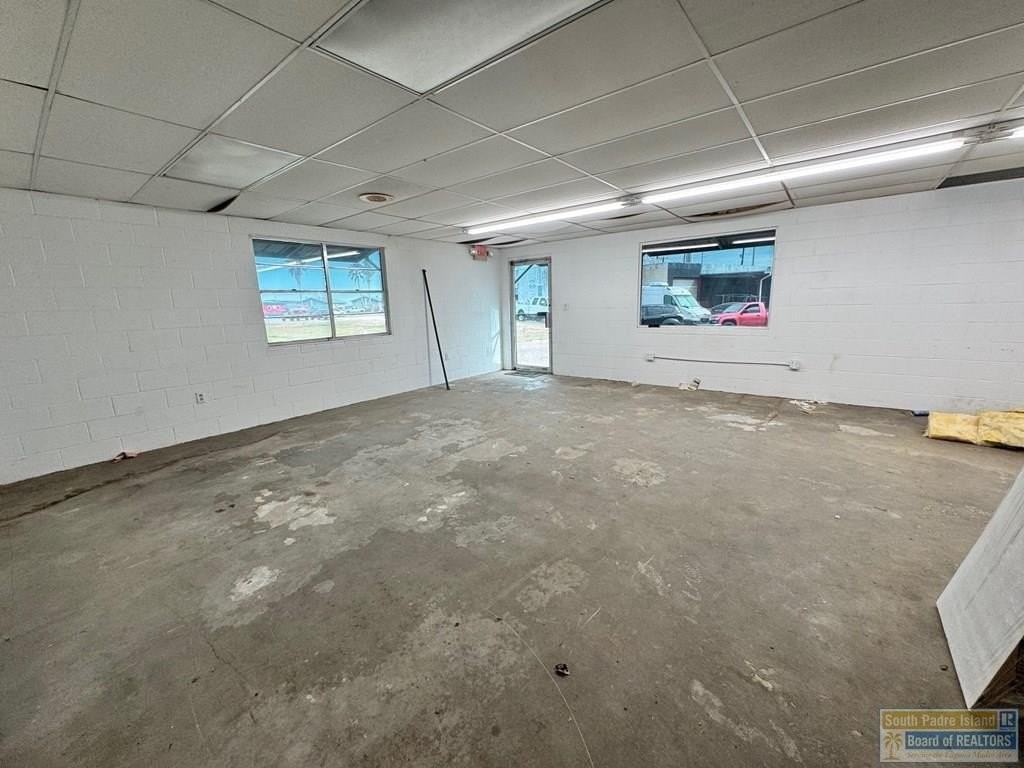 810 S Garcia St - Photo 6 of 14