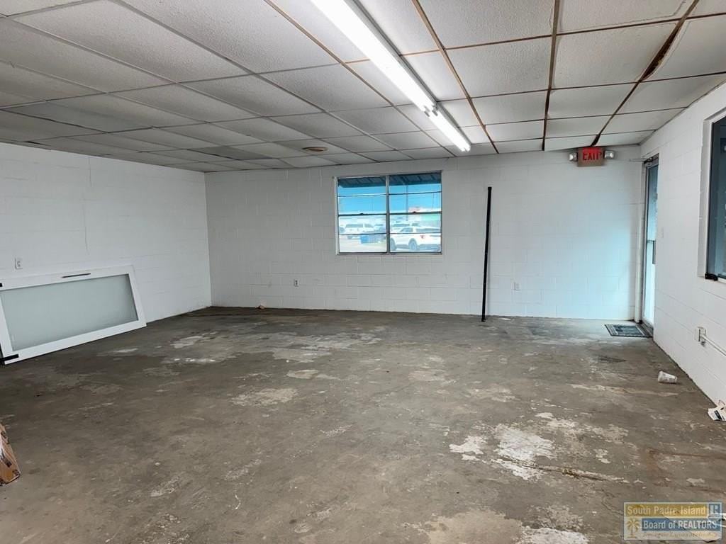 810 S Garcia St - Photo 7 of 14