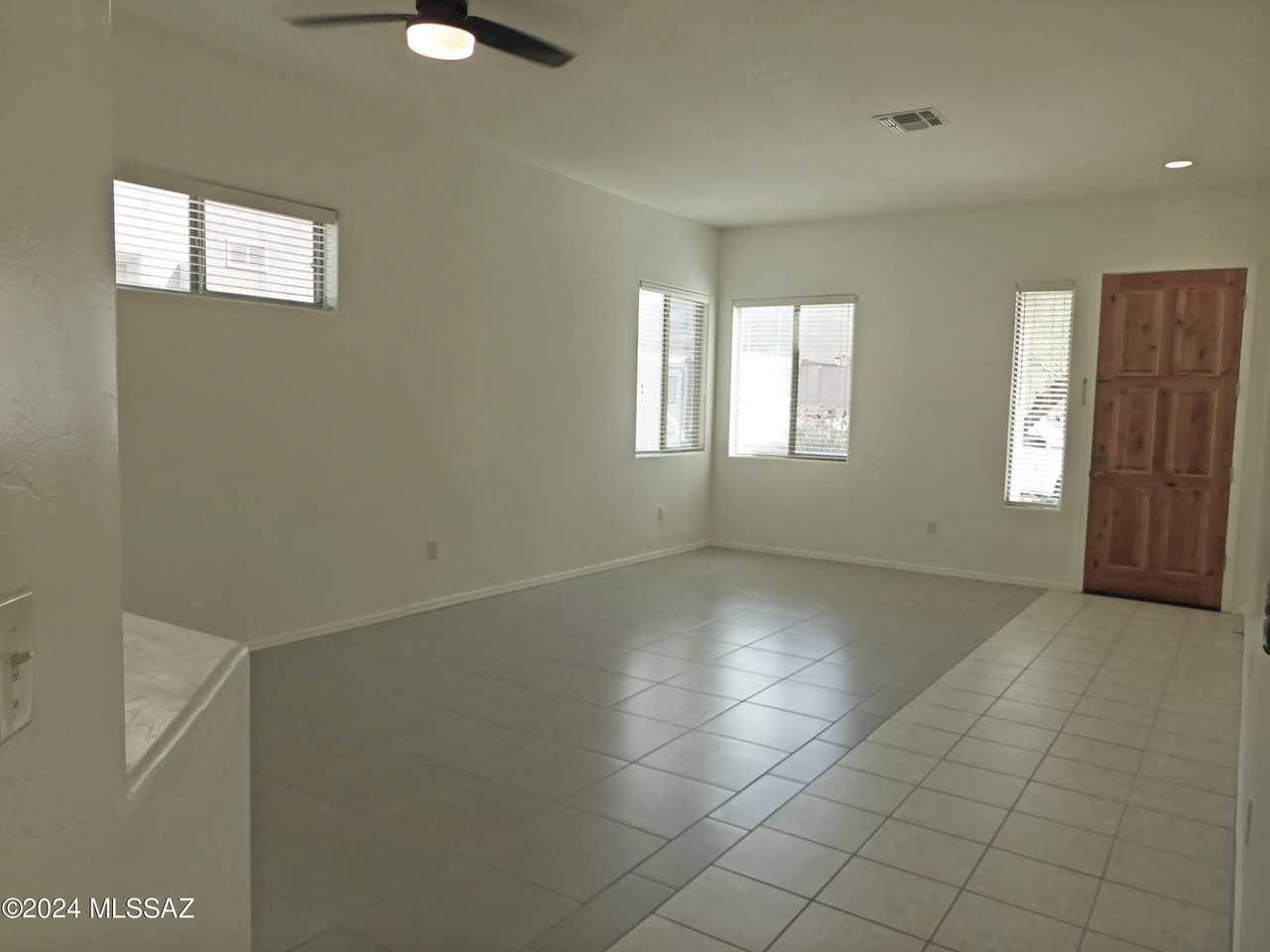 633 E Pima Meadows Dr - Photo 3 of 27