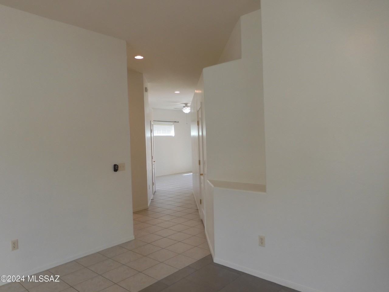 633 E Pima Meadows Dr - Photo 5 of 27