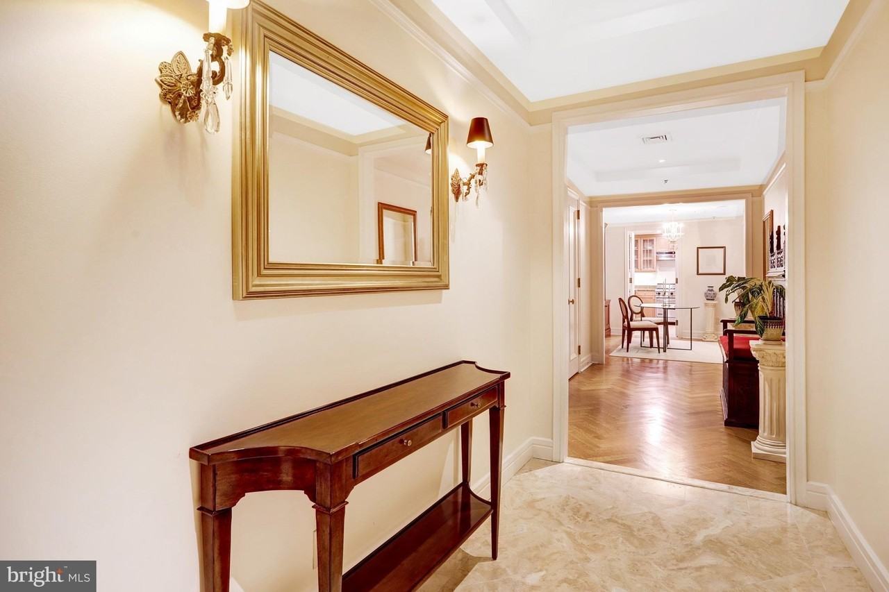 1155 23rd St Nw Apt 2e #2E - Photo 3 of 41