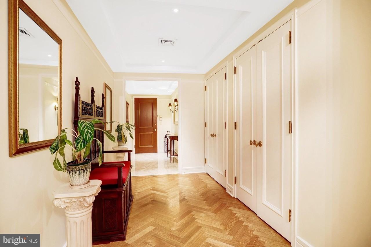 1155 23rd St Nw Apt 2e #2E - Photo 7 of 41