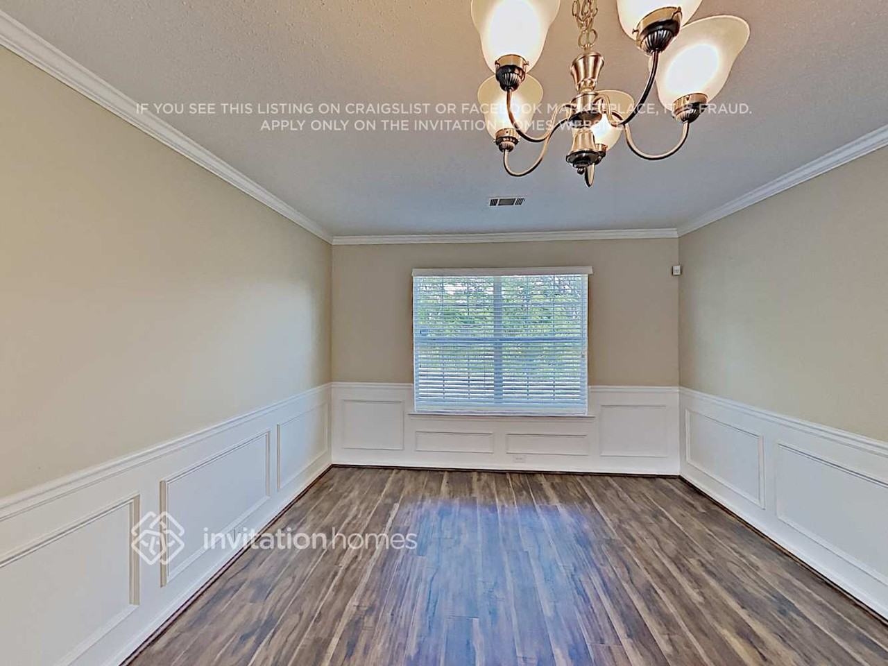 1457 Saint George Pl - Photo 5 of 19