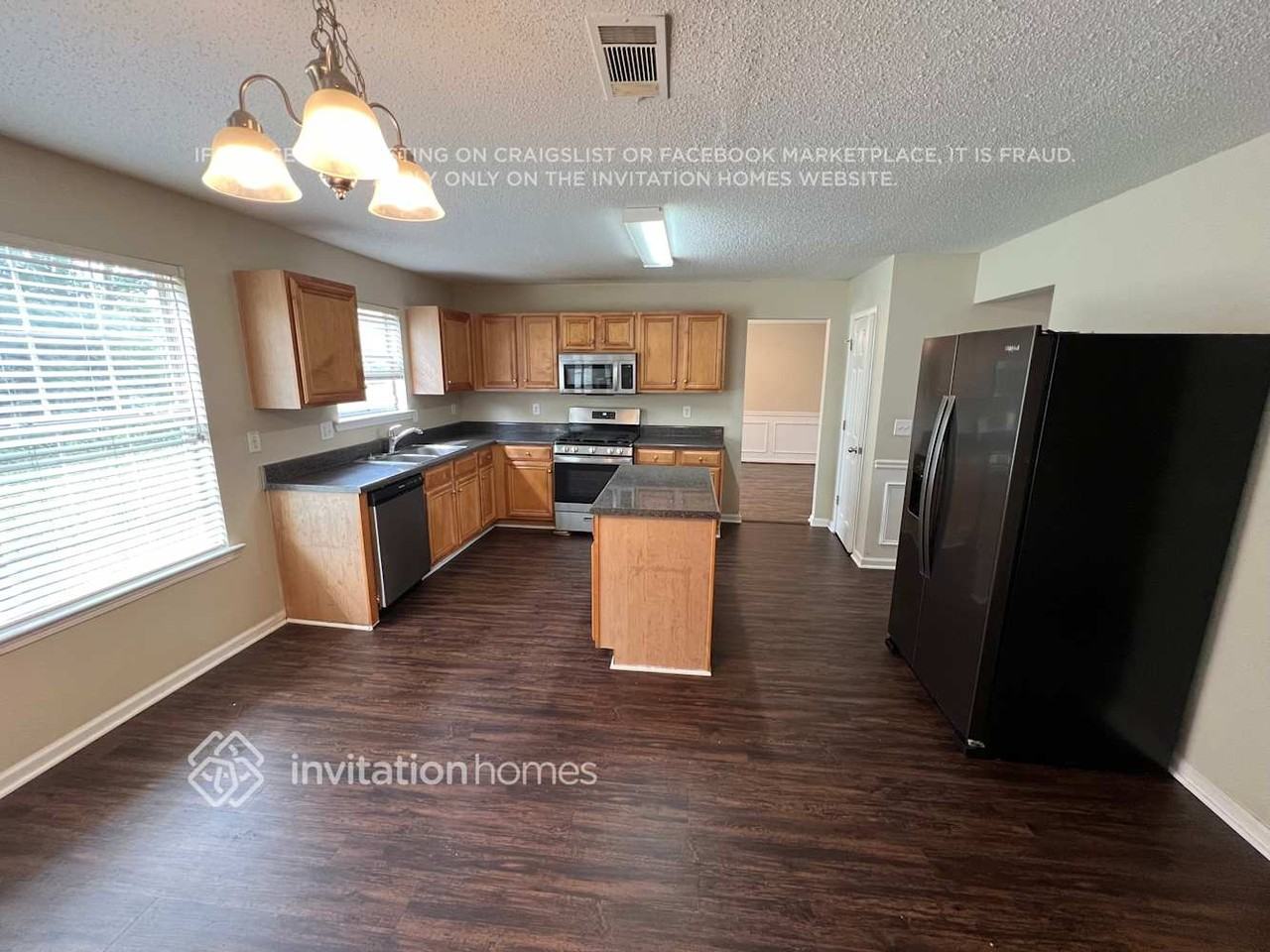 1457 Saint George Pl - Photo 6 of 19