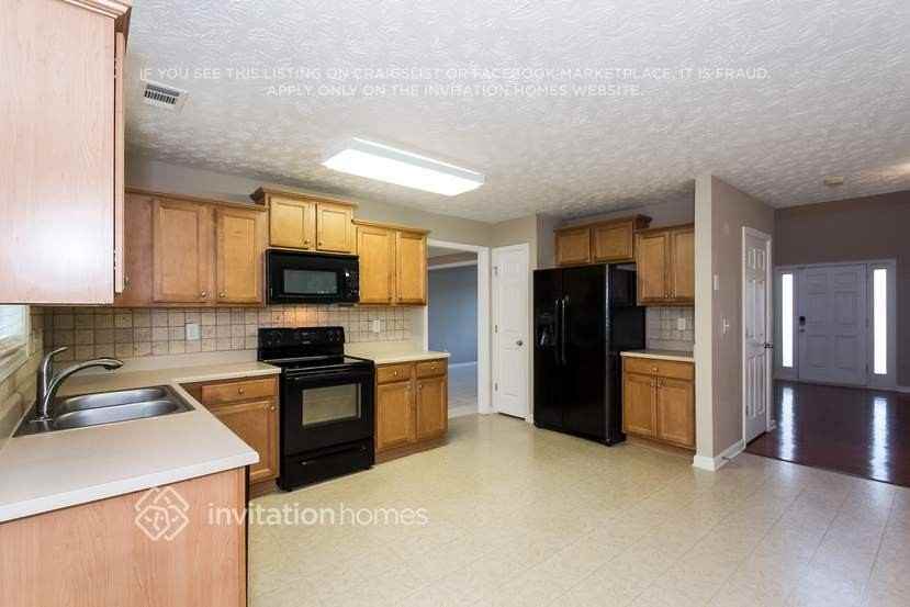 1025 Levista Dr - Photo 7 of 21