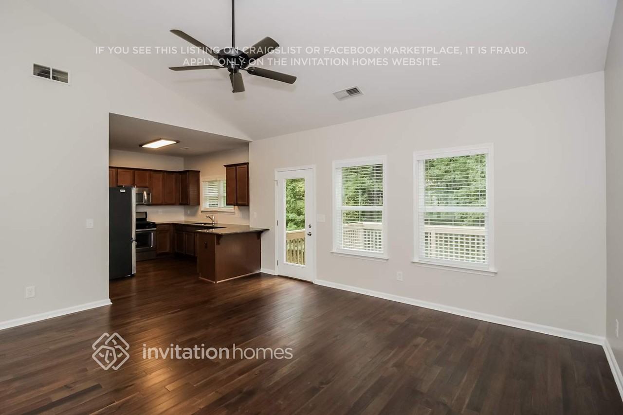 5277 Miranda Way - Photo 2 of 16