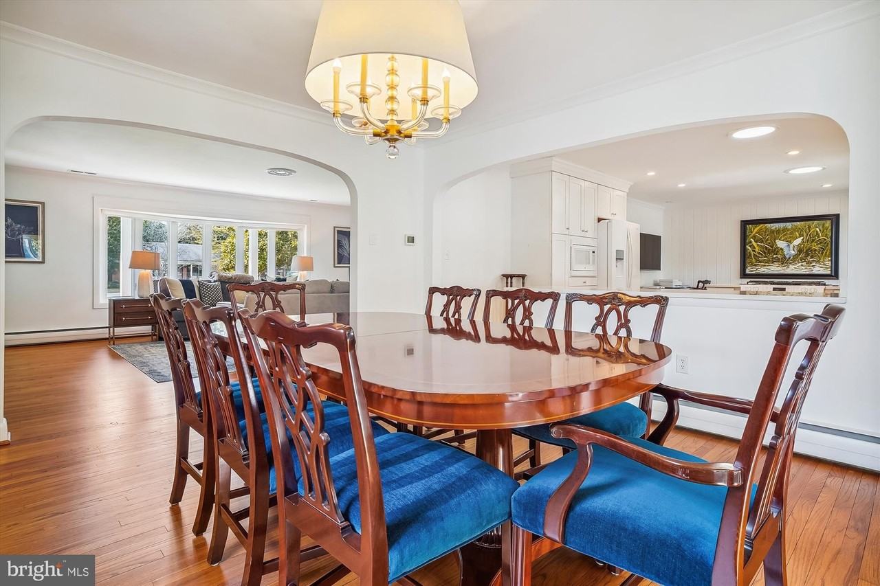 532 Trippe Ave - Photo 5 of 27