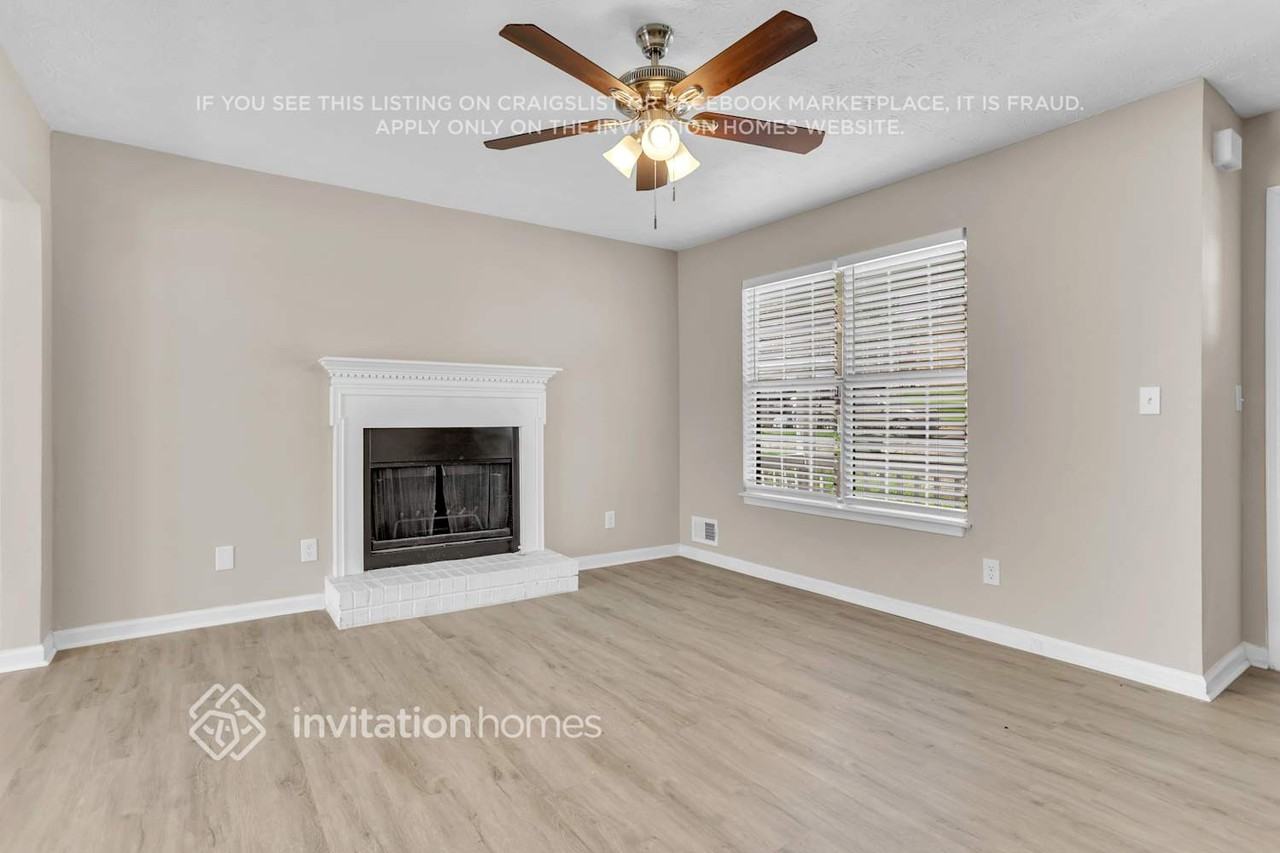 2258 Hunters Ct - Photo 3 of 24