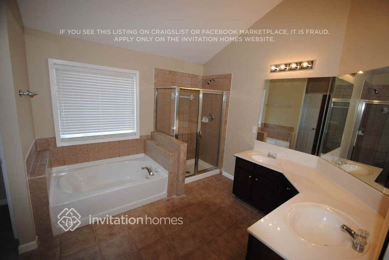 5372 Heyward Pl Sw - Photo 7 of 9