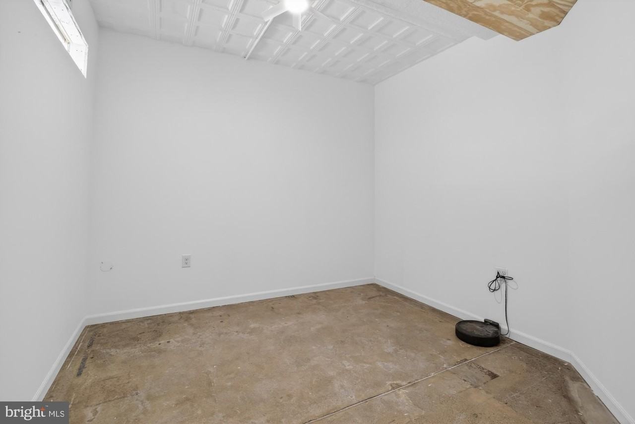 2512 E Lehigh Ave Unit L #L - Photo 3 of 32