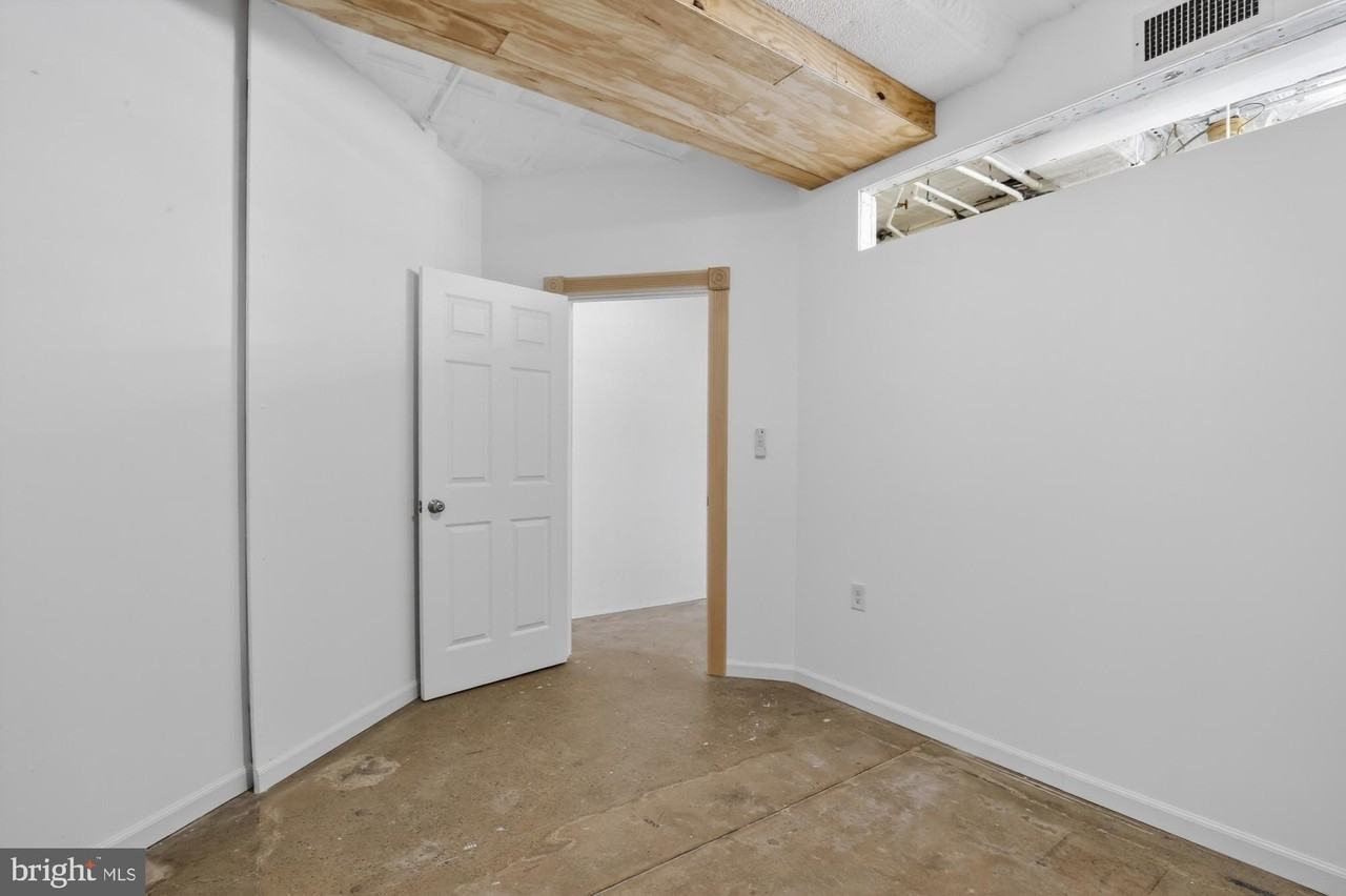 2512 E Lehigh Ave Unit L #L - Photo 5 of 32