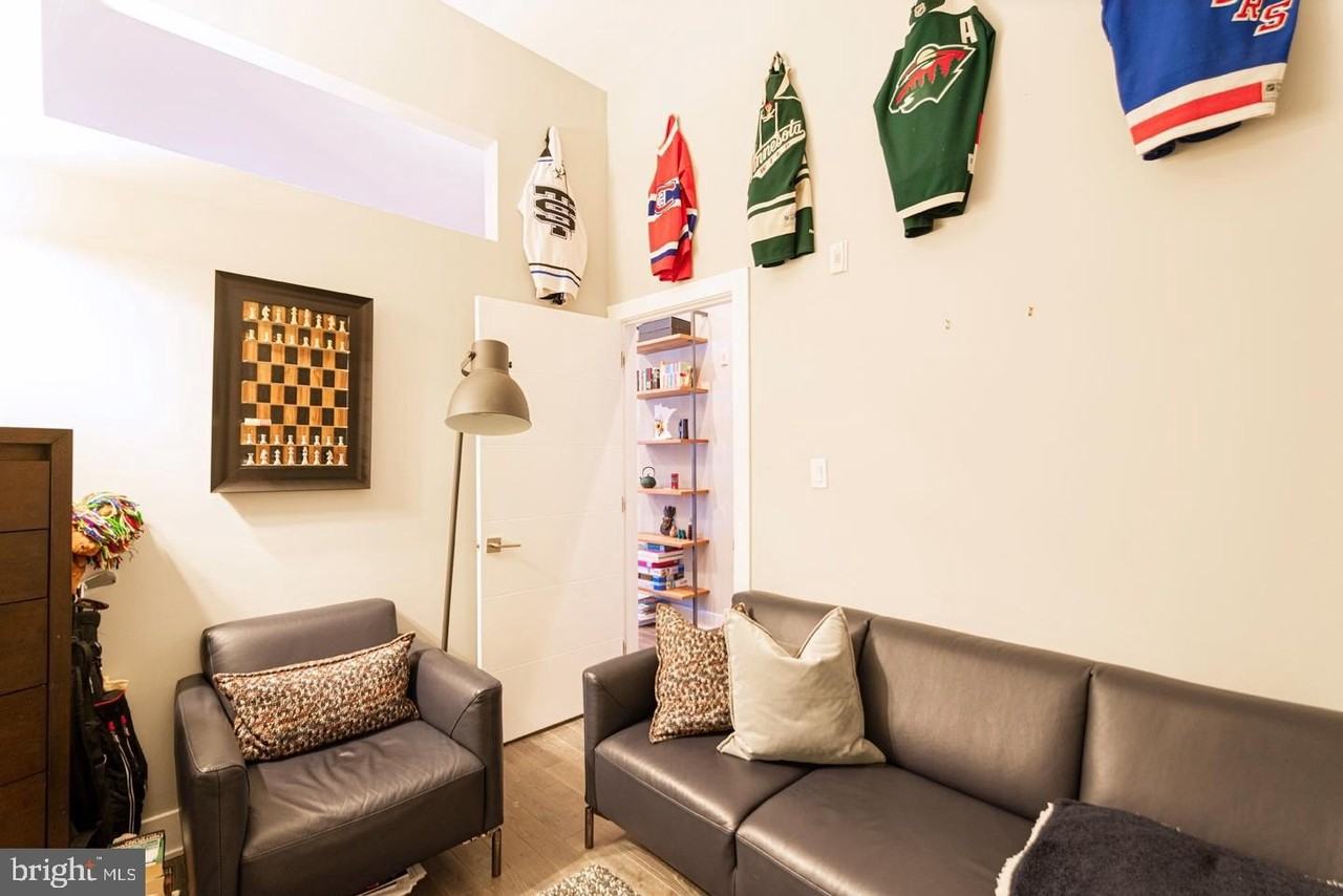 135 N 3rd St Apt 5b #5B - Photo 4 of 14