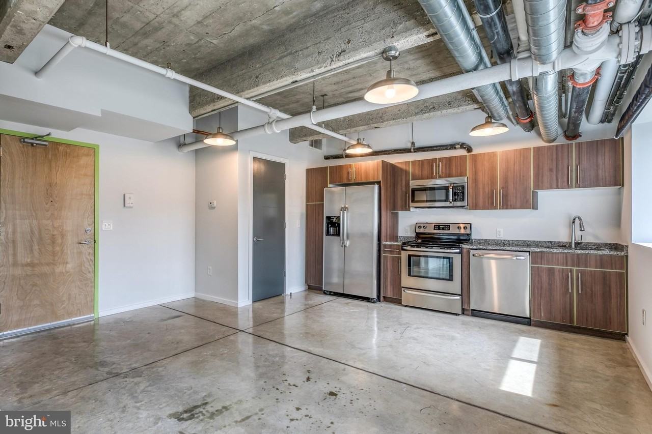 4800 Brown St Apt 107 #107 - Photo 3 of 18