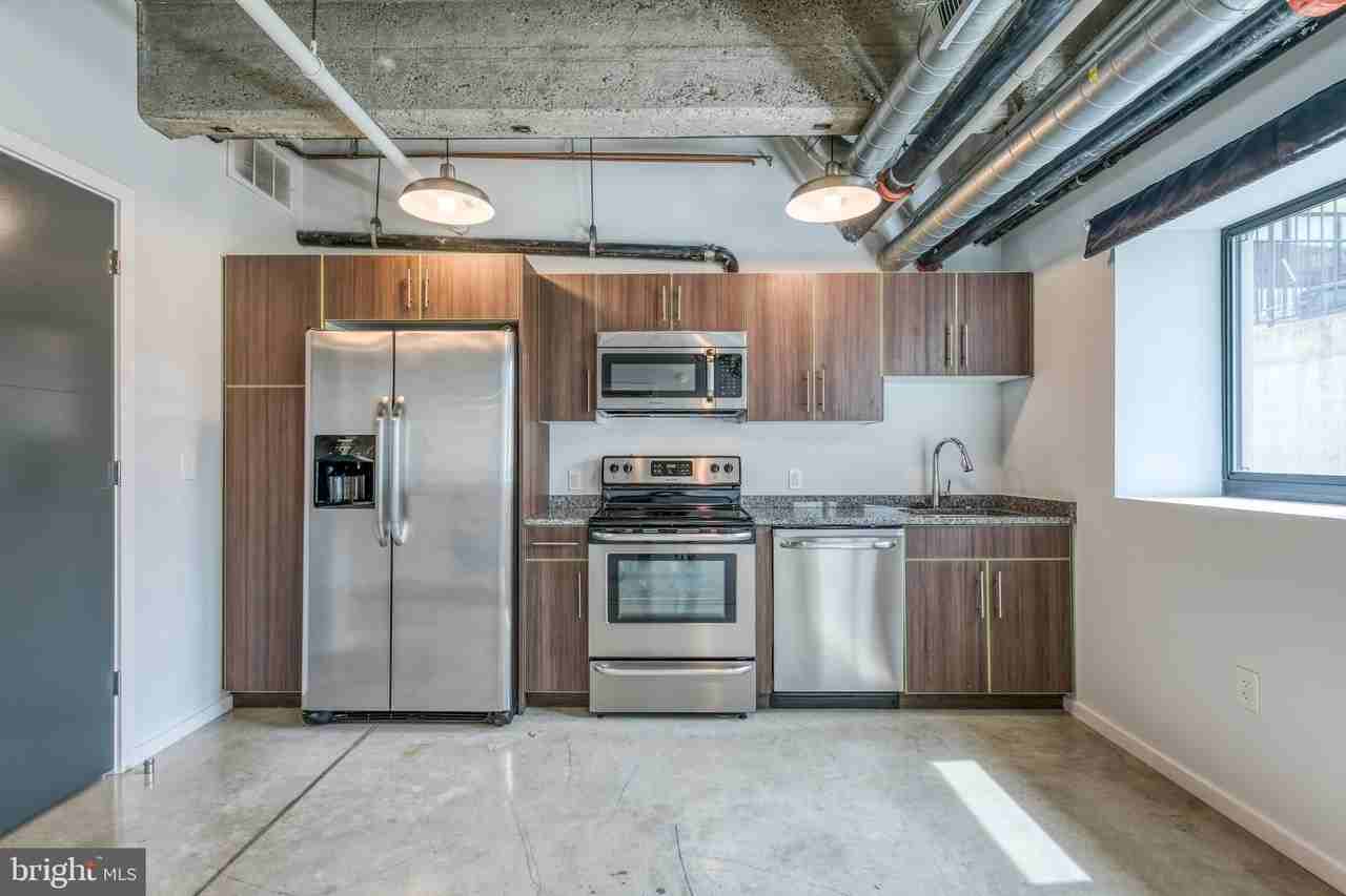 4800 Brown St Apt 107 #107 - Photo 6 of 18